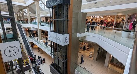 5 Reasons Why Bayshore Shopping Centre Is Ottawas Best Shopping