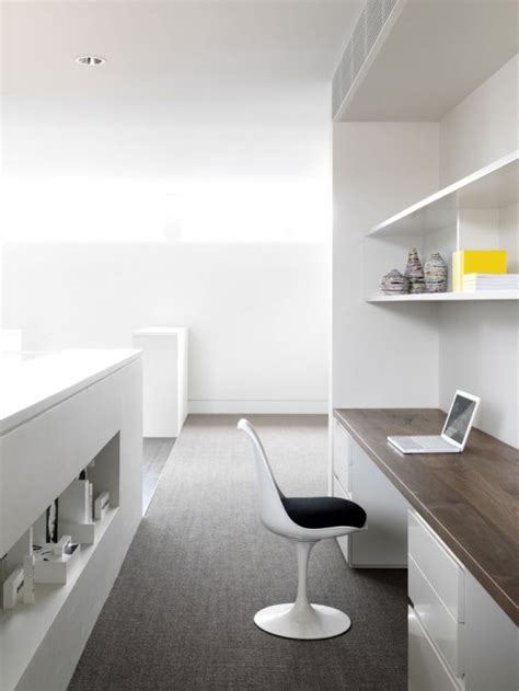 Choosing the right color is also important in achieving a minimalist look for your home office. 37 Stylish, Super Minimalist Home Office Designs - DigsDigs