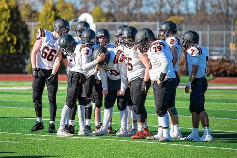 South Hadley Falls Short To Leicester In State Division 7