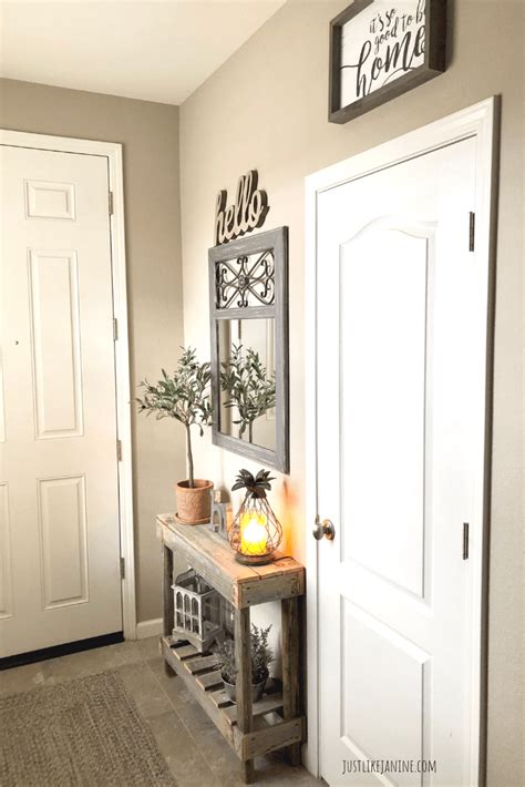 Entryway Ideas For The Small And Narrow Entryway Decor Small Small