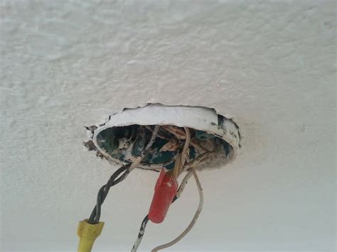 Loose Electrical Box For Ceiling Light Home Improvement Stack Exchange