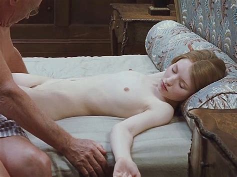 Emily Browning Naked Photos TheFappening Hot Sex Picture