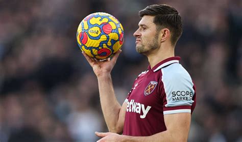 Aaron Cresswell Were Looking Forward To The Challenge West Ham United Fc