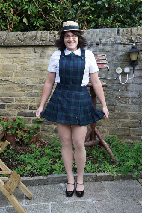 Shemale Crossdresser Schoolgirl Uniform Xxx Porn