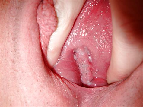 Big Lips And Clit And Wet Pussy Holecomments Please