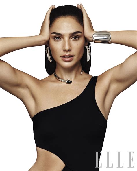 Gal Gadot Breaks Into Hollywoods Major Leagues Gal Gadot Images Gal Gadot Photos Gal Gabot