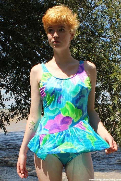 Vintage 1980s Maxine Of Hollywood Swimsuit With Ruffle Etsy