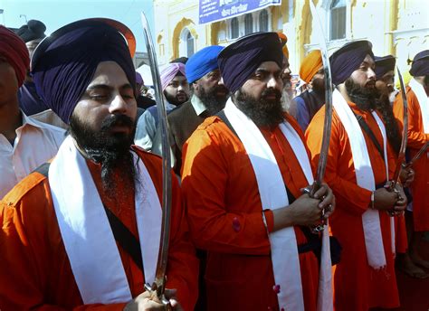 Sikhismo Al Via Celebrazioni Della Nascita Del Fondatore Città Nuova