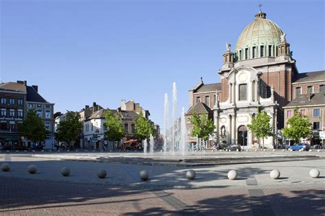 Charleroi présentée à une journaliste russe (youtu.be). Citytrip: Charleroi, la ville belge à redécouvrir d ...