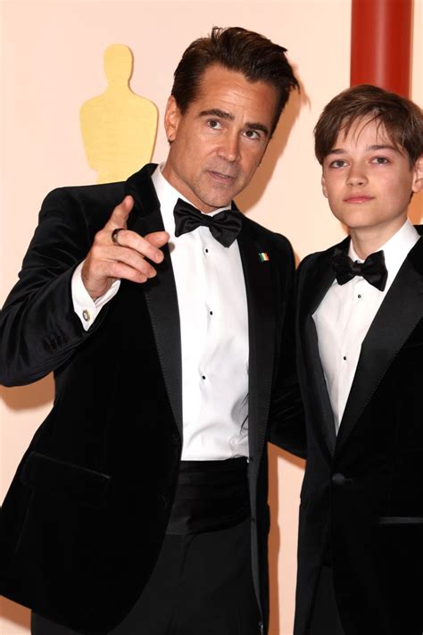 Oscars 2023 Colin Farrell Walks Red Carpet With Son Henry