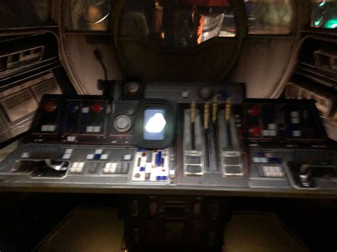 Millennium Falcon Inside So Thats How The Inside Of The Millennium