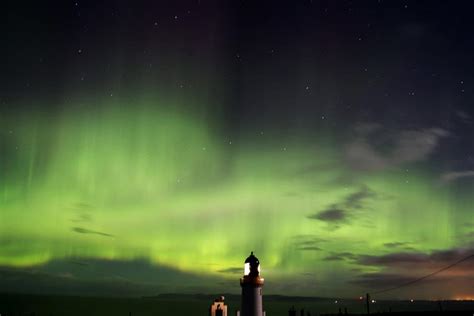 Northern Lights Over The Uk Tonight Where To See The Aurora Borealis
