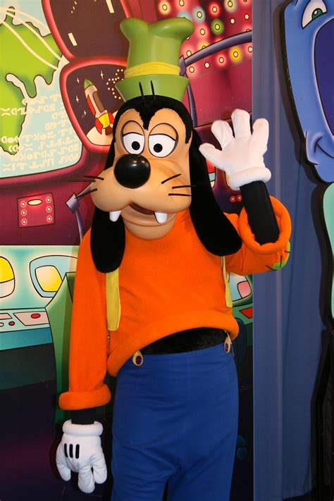 Could goofy be the funniest disney character in history, or is someone more hilarious than the iconic disney dog? Goofy at Disney Character Central