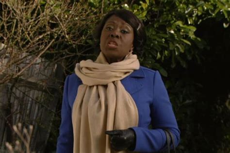 Eastenders Twist As Claudette Gets Desperate For Blackmail Cash Daily