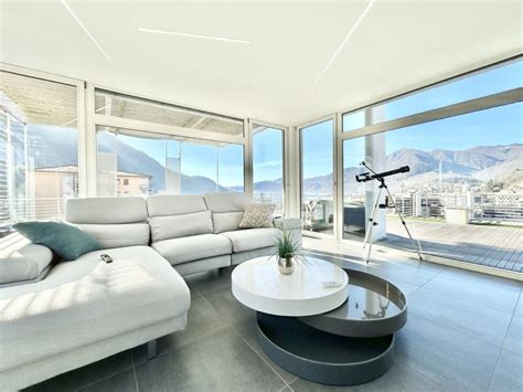 Fantastische Helle Penthouse Wohnung Auf Zwei Ebenen Mit Seeblick Und