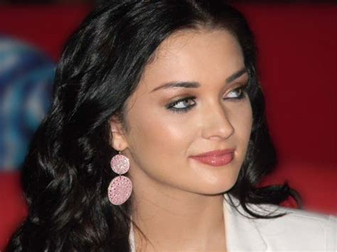 Amy Jackson Shares New Topless Picture On Instagram Actress Flaunts