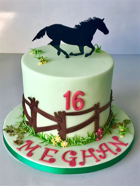 Horse Themed Birthday Cake Horse Cake Cowboy Birthday Cakes Book Cakes