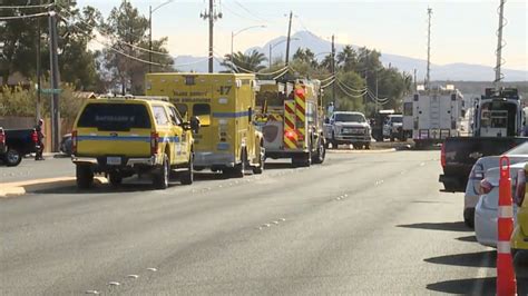 Police Barricade Shuts Down Nellis Boulevard In East Las Vegas Valley