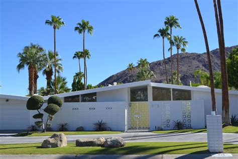 Just One Of The Hundreds Of Amazing Mid Century Houses In Palm Springs