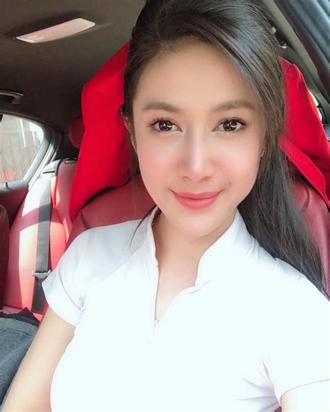 Lekstoryさんのinstagram写真・2018年10月10日 1639 Asian Beauty Katy B Dating