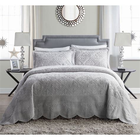 Oversized Bedspread Set Hangs Down Side Bed Large Wide Extra Long Quil