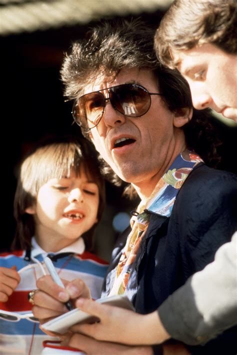 George Harrison n a jamais poussé les Beatles sur son fils Dhani