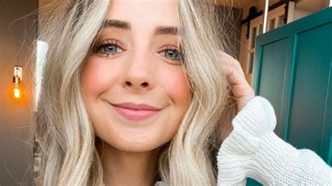 Zoella Content Removed From School Curriculum After Sex Toy Article Daily Telegraph