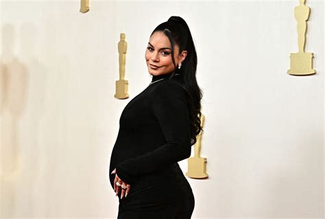 Oscars 2024 Vanessa Hudgens Is Pregnant And More Red Carpet Moments