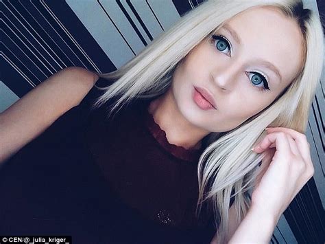 Barbie Lookalike Claims Her Doll Like Features Are Natural Daily Mail Online