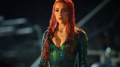 El Topless De Amber Heard Para Celebrar En Final Del Rodaje De Aquaman