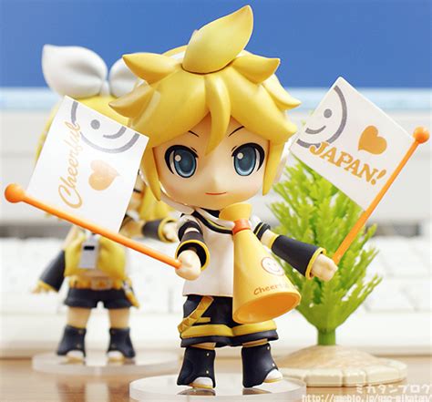 Nendoroid Len Kagamine Cheerful Ver My Anime Shelf