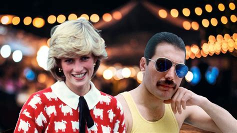 Una de las historias menos conocidas de freddie mercury, vocalista de queen, es la de su amistad con la princesa diana de gales, lady di. La inolvidable noche en que Freddie Mercury disfrazó a ...