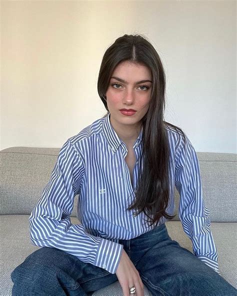 Zoïa Mossour En Instagram Clean Slate Women Instagram Hairstyles