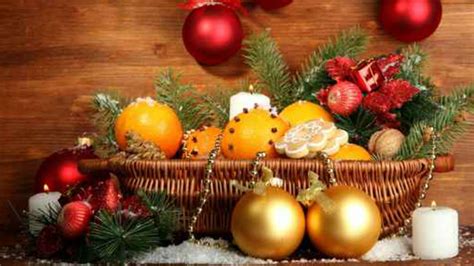 La llegada del espíritu de la navidad ocurre el día del solsticio de invierno. El Espíritu de la Navidad se recibe con la luz interior ...