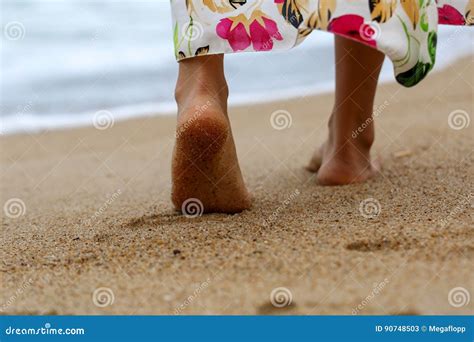 Female Bare Feet Walking On Beach Sand Closeup Stock Image Image Of Heel Foot 90748503