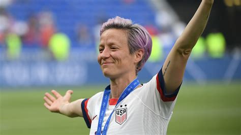 Yet lately, she has committed herself to being a political activist, and it isn't going so well. Megan Rapinoe's World Cup Feud With Donald Trump Is a Model for Popular Resistance | Teen Vogue