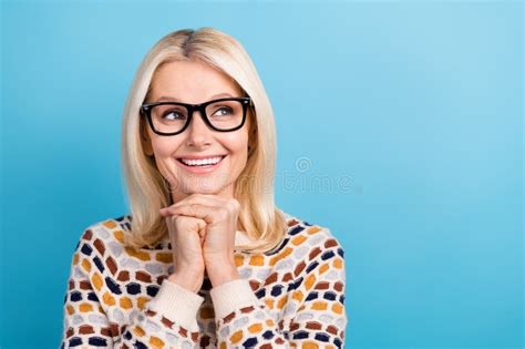 Portrait Of Excited Cheerful Lady Wear Trendy Clothes Arm Under Chin