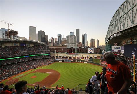 Houston Astros Minute Maid Park Roof To Be Closed After All