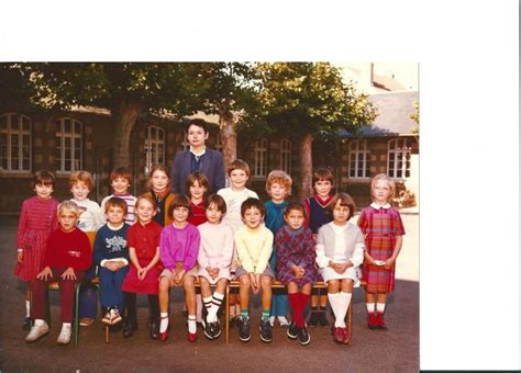 Photo De Classe Ce De Ecole Paul Bert Cosne Cours Sur Loire