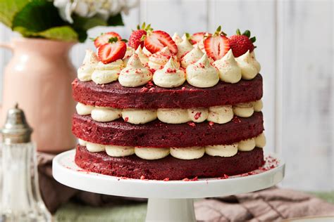 This classic red velvet layer cake is made tender with buttermilk. Red Velvet Cake Mary Berry Recipe : Mary Berry's vanilla ...