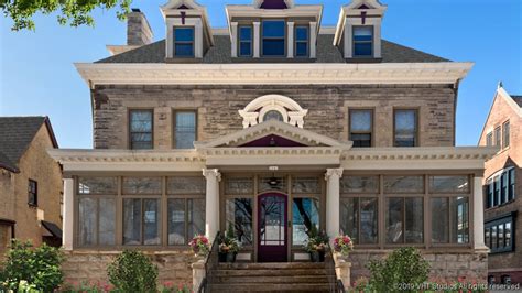 Mansion Built In 1904 On Milwaukees East Side Priced At 115m