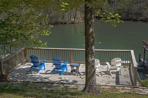 We started our business in 2015 because we wanted to get people on the water to enjoy the beautiful lake. Log Cabin Retreat | Smith Mountain Lake Cabin Rental ...