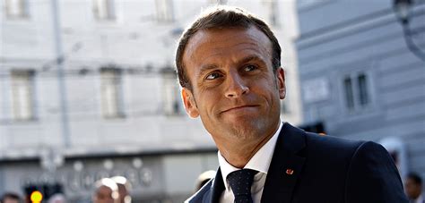 Born 21 december 1977) is a french politician who has been serving as the president of france since 14 may 2017. 24+ Emmanuel Macron Height In Feet Background | Link Guru