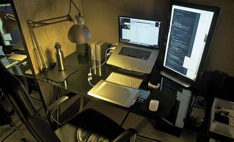 30 Impressive Home Office Workstation Setups