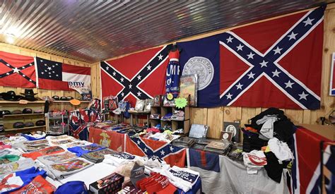 Georgia City Official Resigns After Confederate Shop Reopens