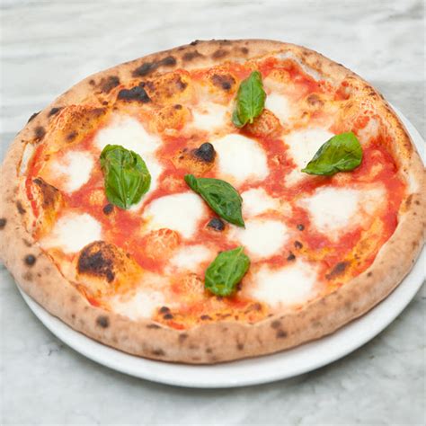 Margherita Pizza Pizza Paradize