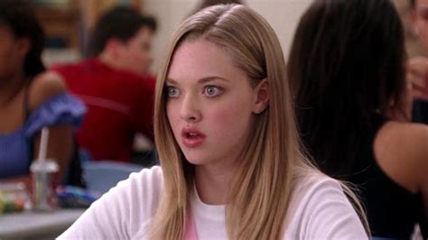 Mean Girls Amanda Seyfried Met The New Karen And The Photo Is So On Brand