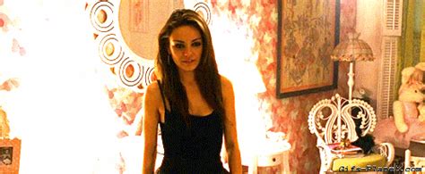 Hot And Sexy Mila Kunis Sexy Picture