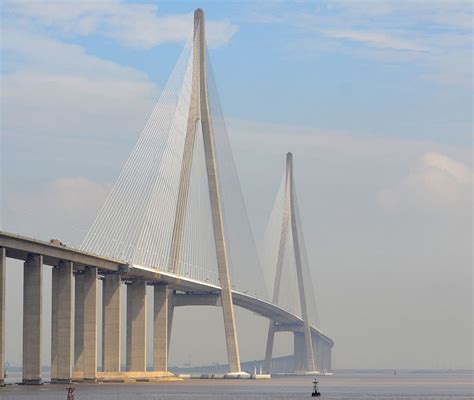 Top Tallest Bridges In The World Sutong Yangtze River Bridge Bridge