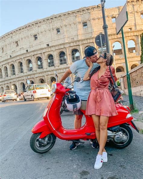 Rome By Vespa Travel Guide For Couples Dawn P Darnell Vespa Girl Vespa Vintage Vespa
